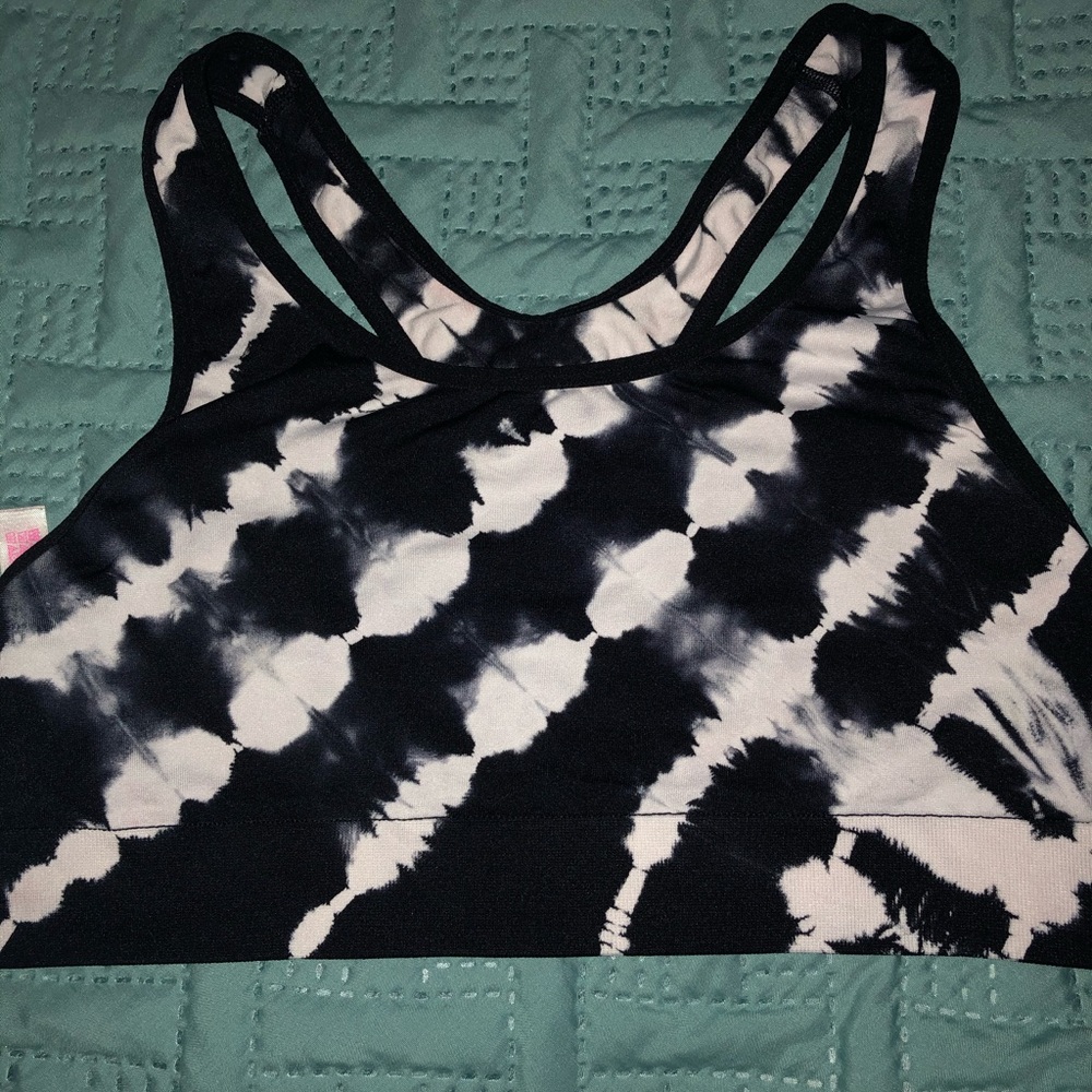 VS sports bra